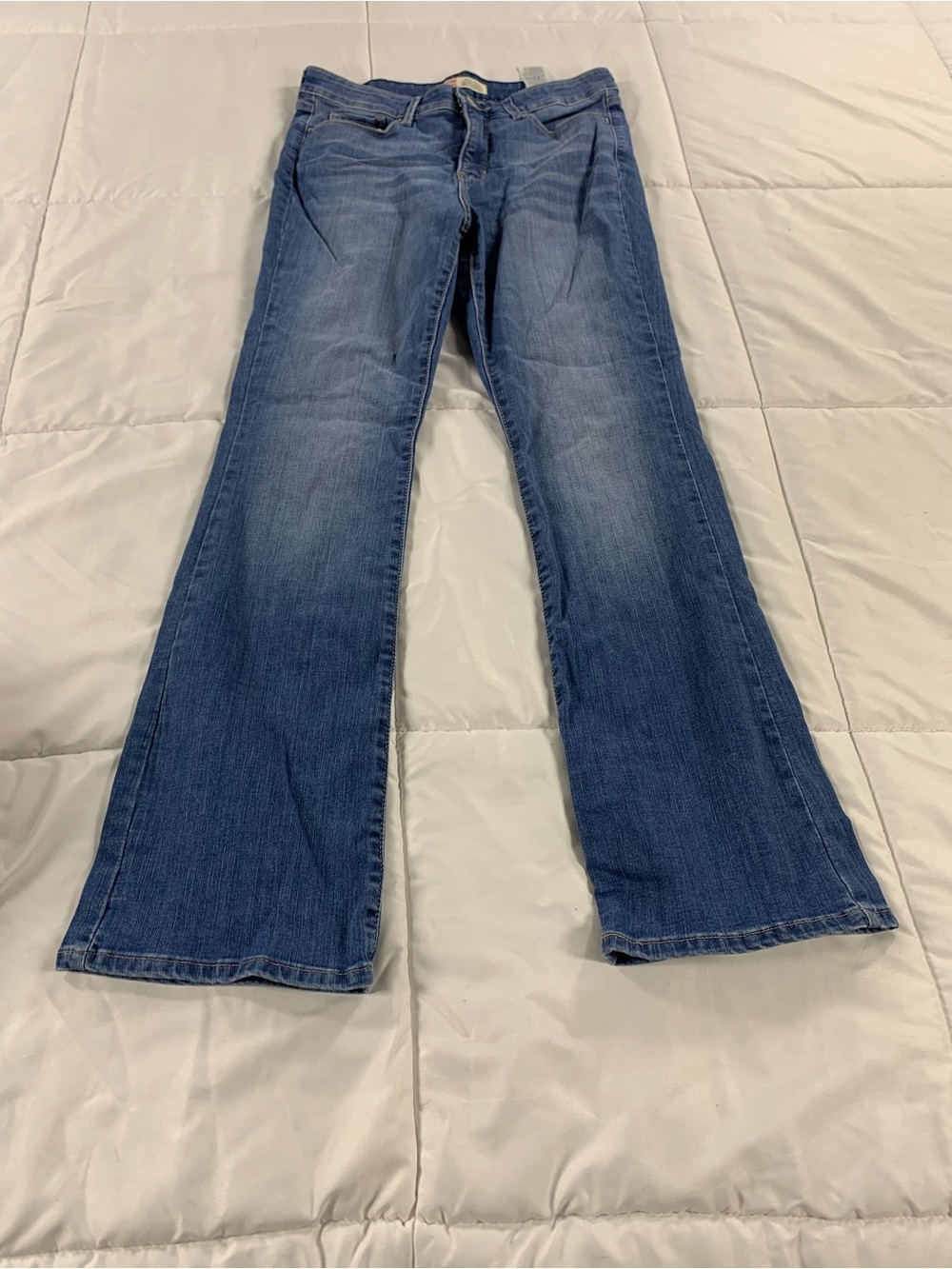 Pre loved LEVI STRAUSS jeans womens size 30x30